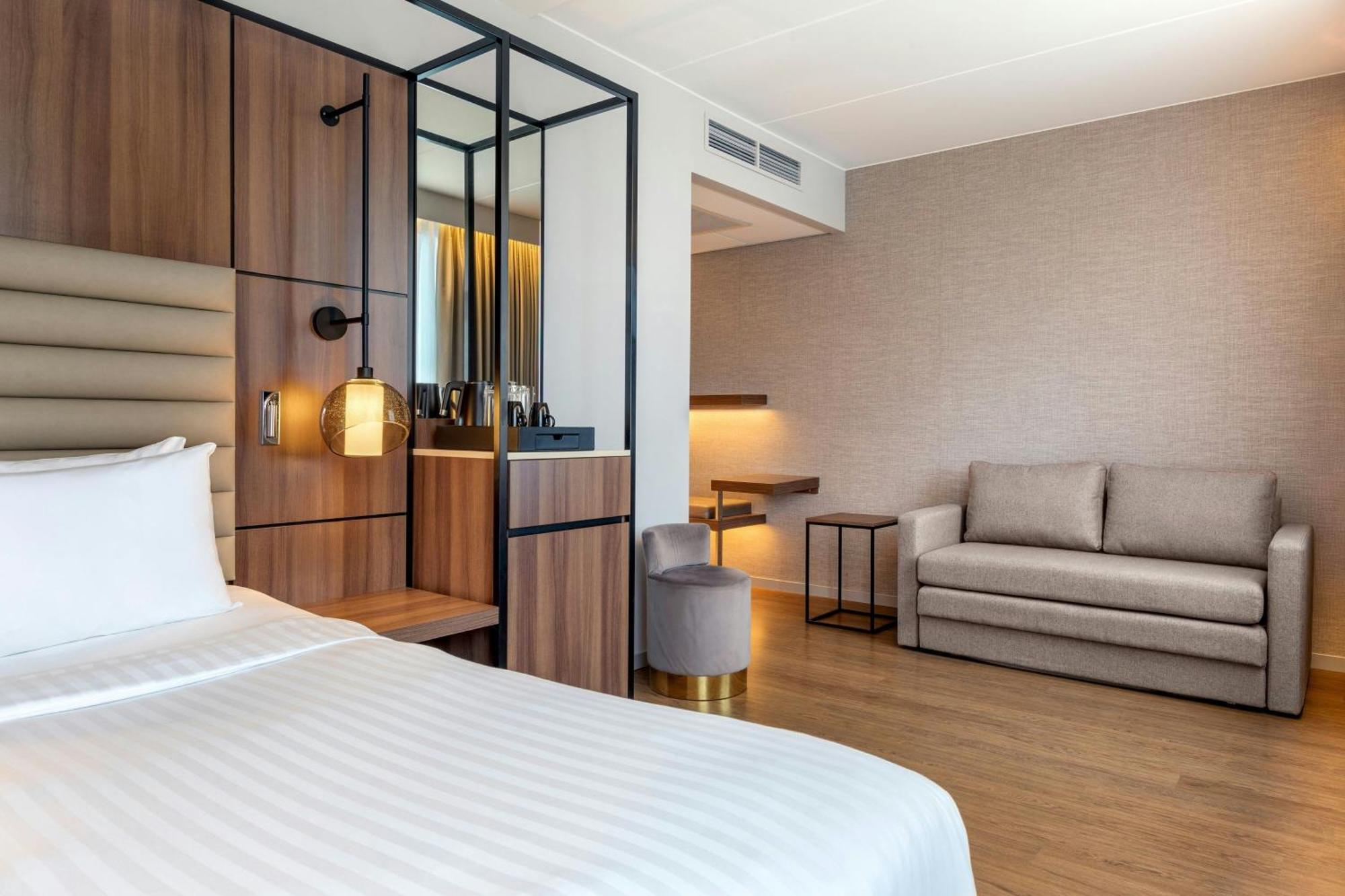 Ac Hotel By Marriott Stockholm Ulriksdal Solna Dış mekan fotoğraf